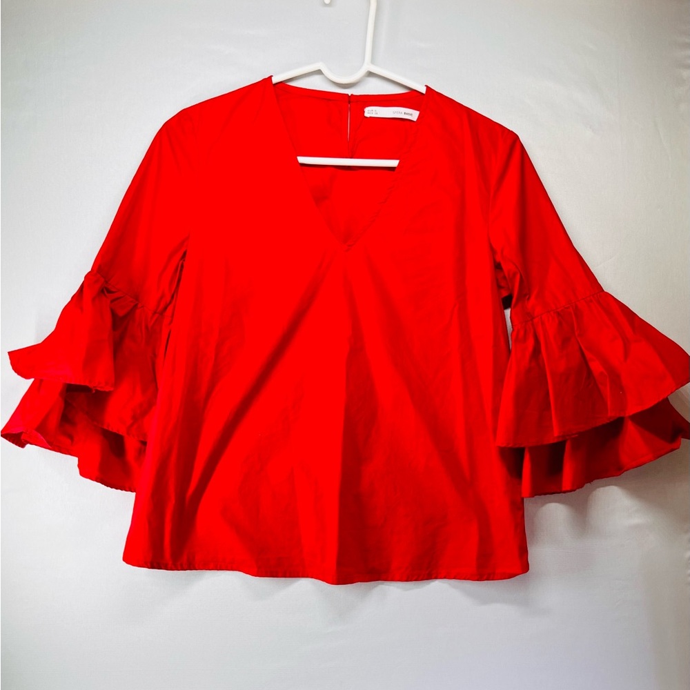 SFERRA Scarlet‎ Ruffle Sleeve Blouse